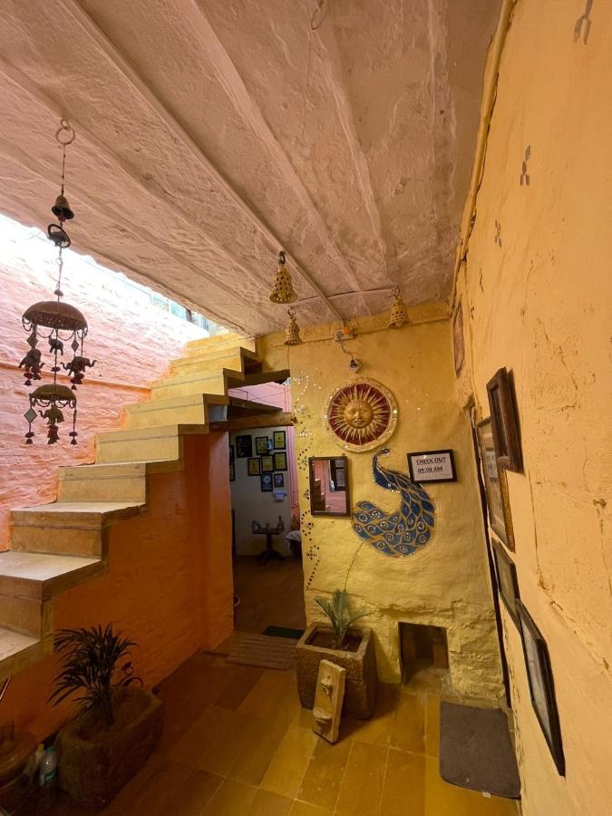 Saffron Guest House Dzsaiszalmer Kültér fotó