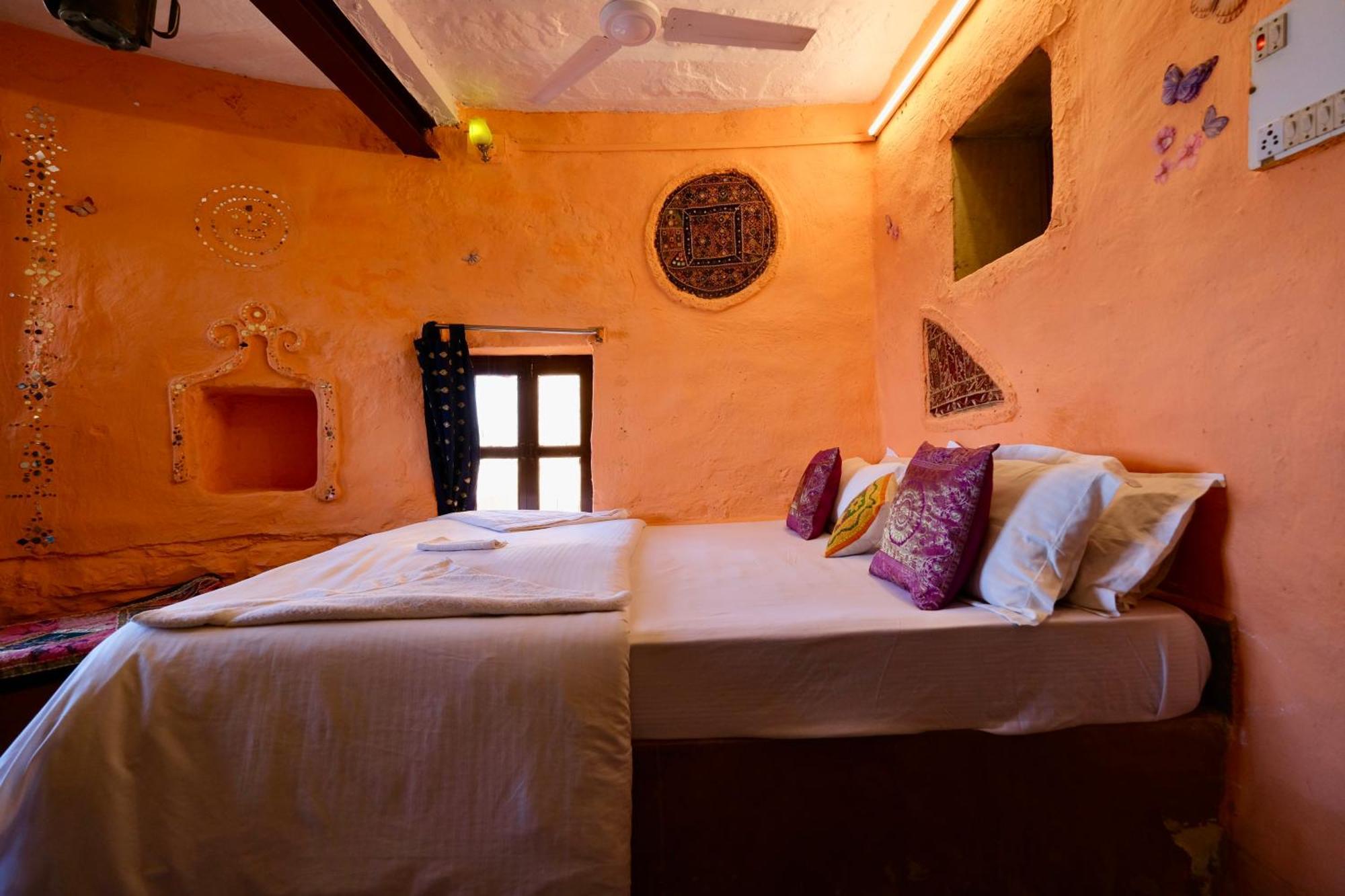 Saffron Guest House Dzsaiszalmer Kültér fotó