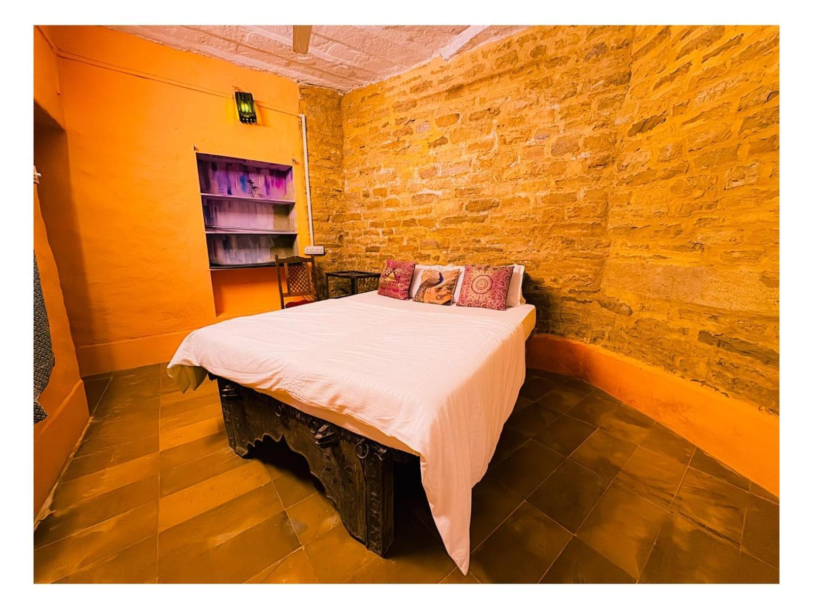 Saffron Guest House Dzsaiszalmer Kültér fotó