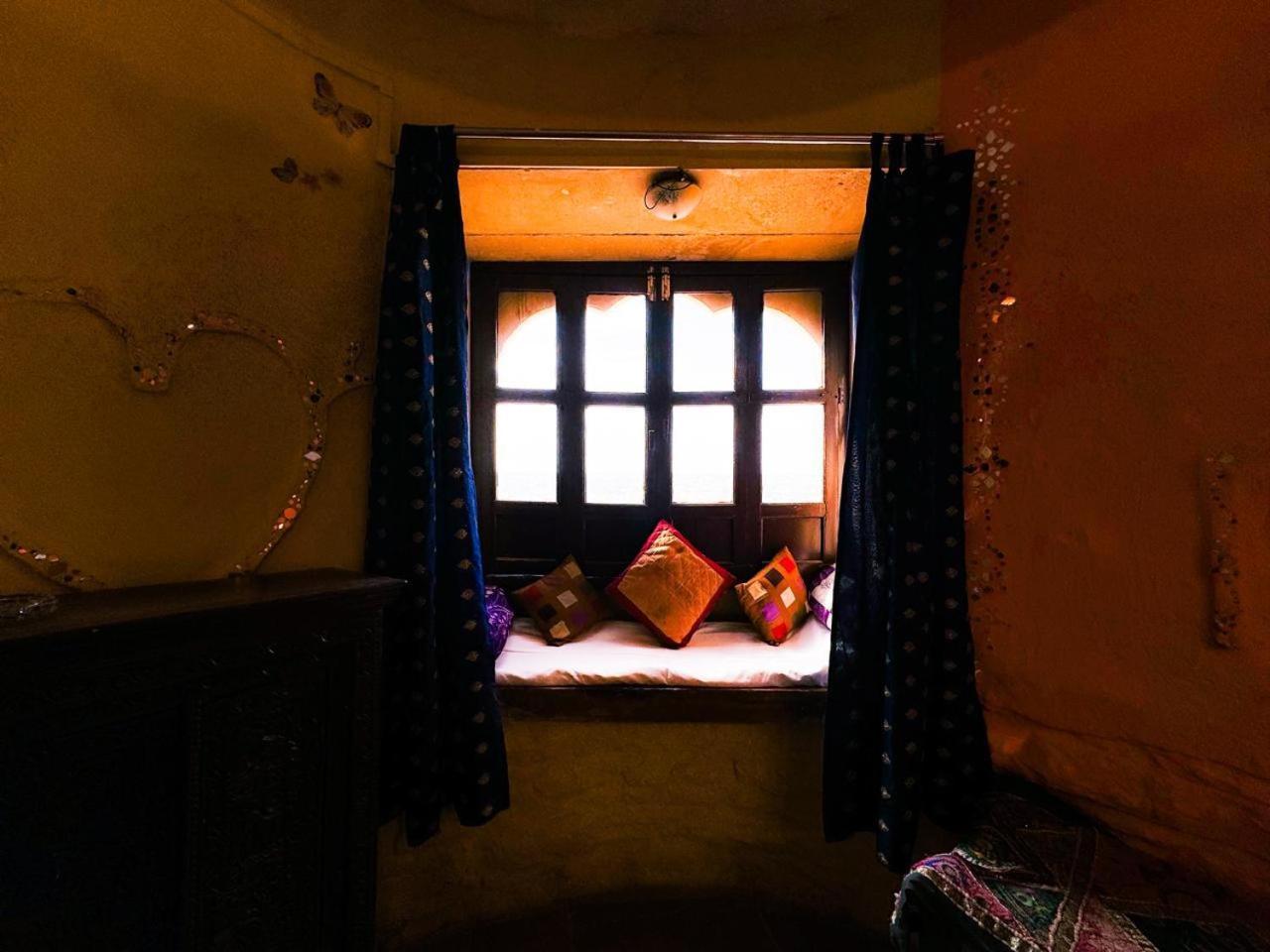 Saffron Guest House Dzsaiszalmer Kültér fotó