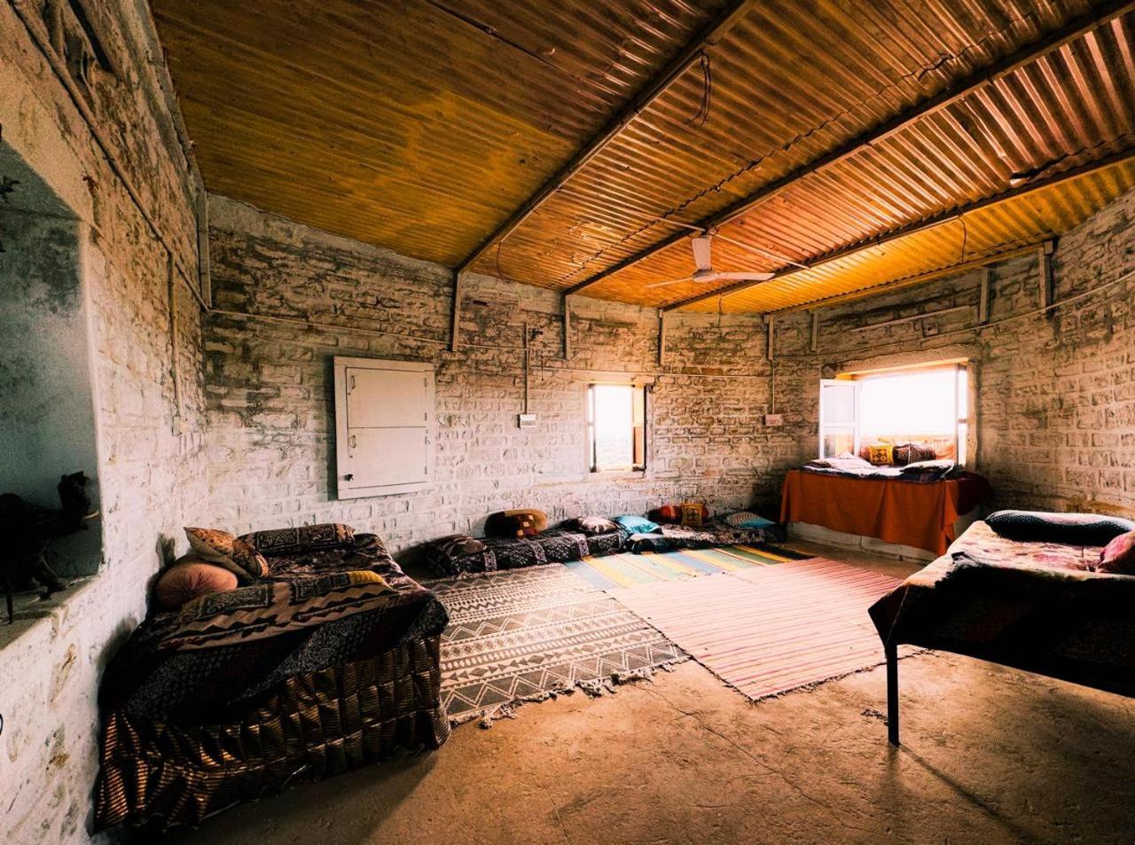 Saffron Guest House Dzsaiszalmer Kültér fotó