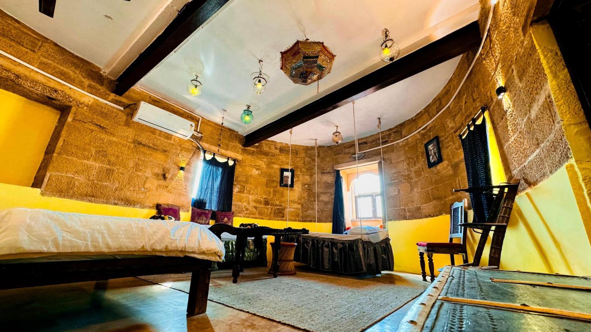 Saffron Guest House Dzsaiszalmer Kültér fotó